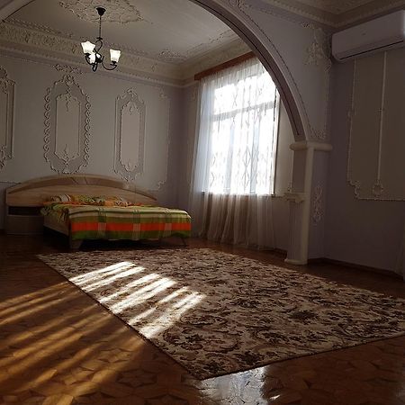 Апартаменты Дом #1 Кутаиси Экстерьер фото